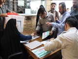تحویل برخی از اقلام انتخاباتی به نمایندگان فرماندار در شهرستان قدس