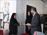 تقدیر سرپرست فرمانداری قدس از بانوی کارآفرین شهرستان