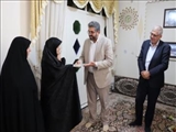 فرماندار قدس از خانواده شهید قربانعلی بهمنش تجلیل کرد