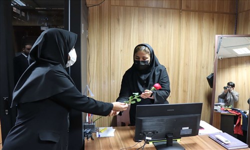 تجلیل فرماندار شهرستان قدس از کارگران
