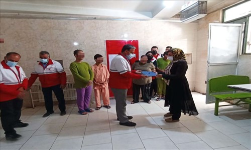 بازدید اعضای داوطلب جمعیت هلال