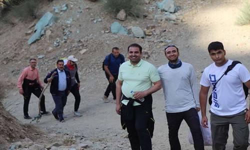  همایش کوهپیمایی خانوادگی در روستای
