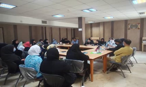 نشست نقد وبررسی کتاب «کارخانه‌ی