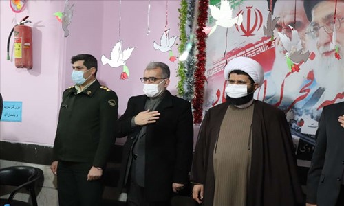 نواخته شدن زنگ انقلاب در مدارس