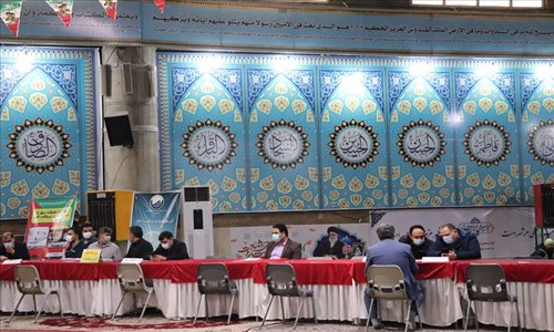  میزخدمت مسئولین به منظور بررسی