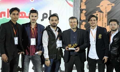 قهرمانی نام آوران در لیگ برتر بزرگسالان