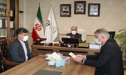 دیدار رئیس بیمه سلامت با فرماندار