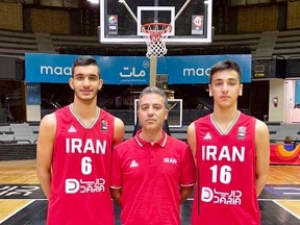 عزیمت مربی و دو بسکتبالیست شهر