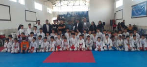 برگزاری مسابقه کاراته پسران به