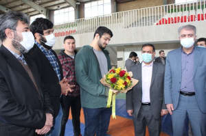 استقبال از قهرمان ورزشی شهر قدسی
