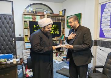 دیدار فرماندار و مسئولان شهرستان قدس با امام جمعه به مناسبت سالروز اقامه اولین نماز جمعه پس از انقلاب